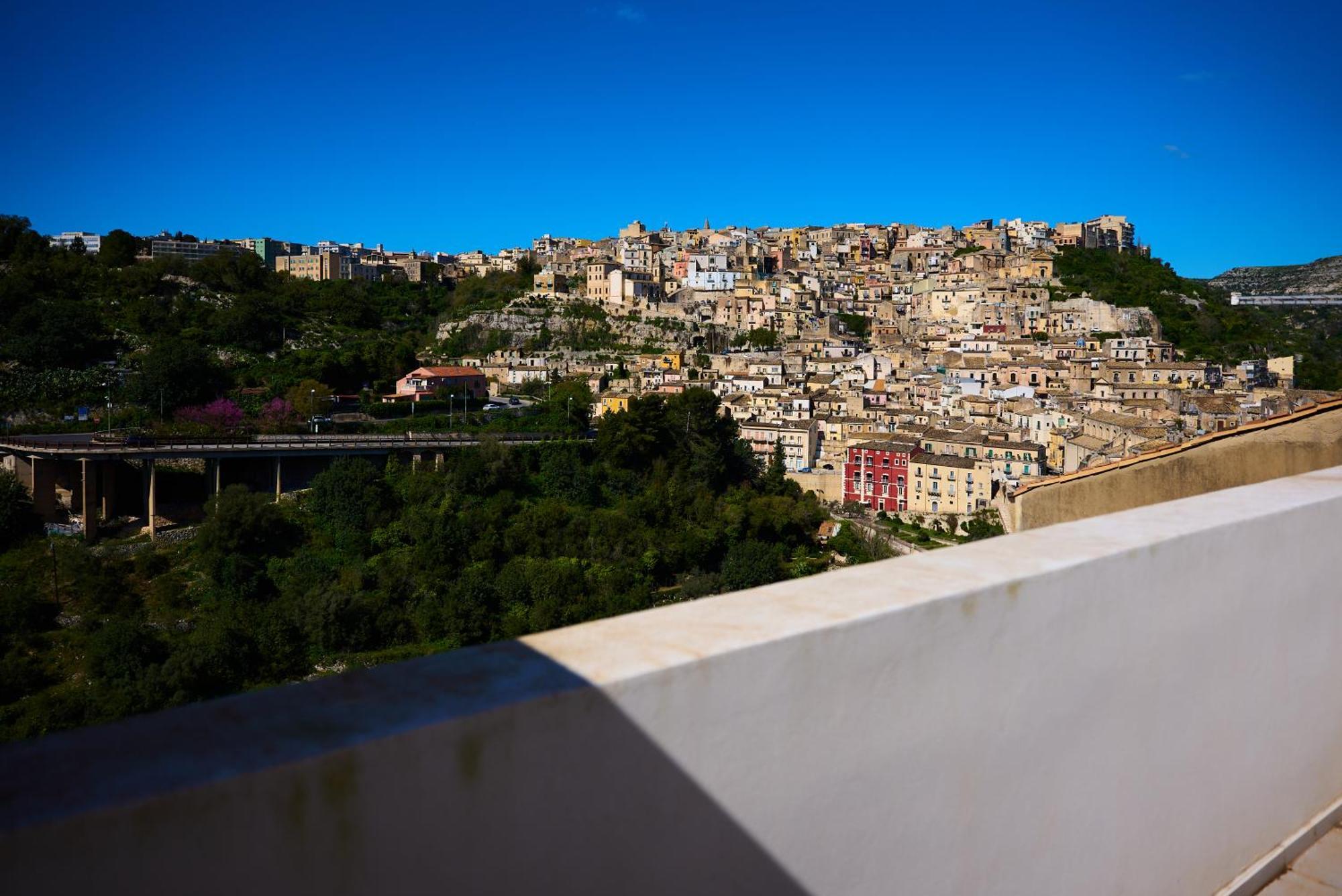 Bed and Breakfast La Terrazza Sul Barocco Ragusa Exterior foto
